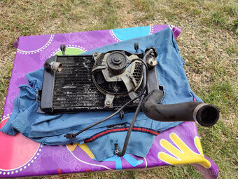 Suzuki SV650N/S 1999-2002 Kompletní chladič