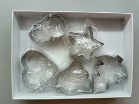 Kovová vánoční vykrajovátka - nová