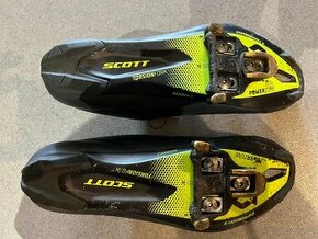 Silniční tretry 43