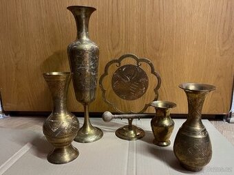 Mosazná servis váz s gongem