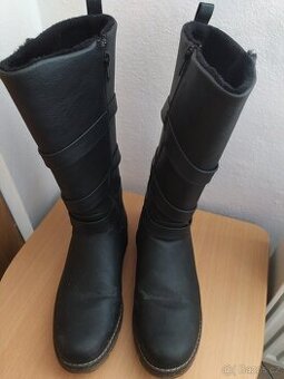 Zateplené dívčí kozačky