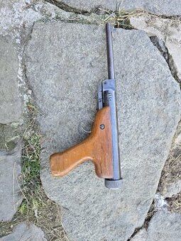 SLAVIA PISTOLE VZDUCHOVKA ZVP