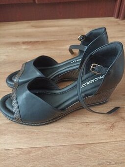 Dámské páskové boty 40