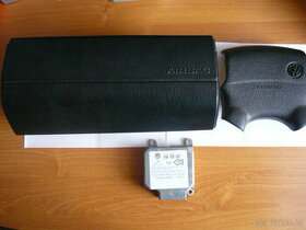 Golf III jednotka airbagu a dva predni airbagy