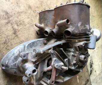 Silniční závodní motor Jawa 250 ccm pérák J. Lakatoš