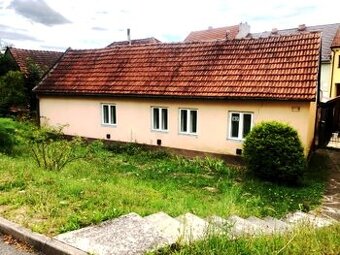 Rod. dům 2+1 UHERSKÝ BROD - ÚJEZDEC