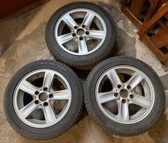 BMW 1 E87 – ALU kola 16" + zimní pneu 205/55 R16 (4 ks)