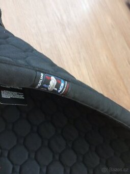 Podsedlová dečka Equiline drezurní modrá a černá, NEPOUŽITÉ