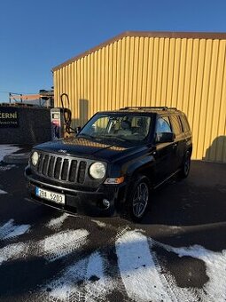 Jeep Patriot 4x4 2009 – Top výbava, CarPlay, Alcantara