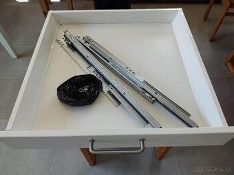 IKEA zásuvka Maximera