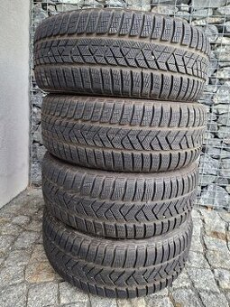 zimní pneu Pirellin 225/50/R18