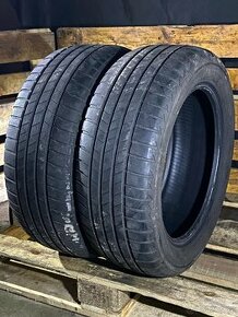 Letní pneu 215/55 R17 94V Bridgestone 4-4,5mm