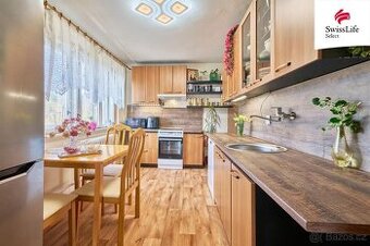 Prodej vícegeneračního domu 140 m2 Svoboda nad Úpou - 1