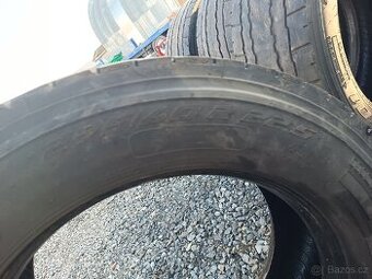 Nakladni pneu 295/60 r22,5