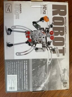 Kovová stavebnice robota – 142 dílů (věk 8+)