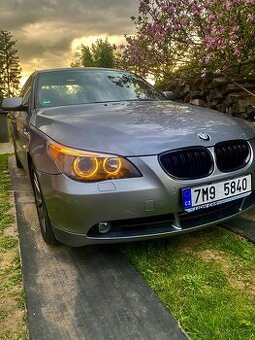 BMW E60 540i 8V