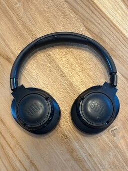 Bezdrátová sluchátka JBL Tune 760 NC černá 2