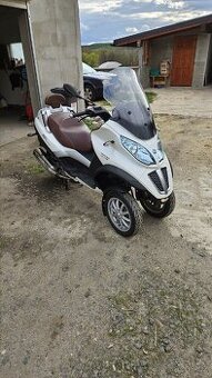 Piaggio MP3 500LT