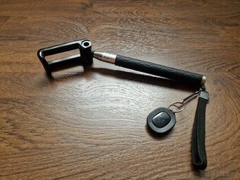 Selfie tyč Layer – Smart Phone Monopod s Bluetooth ovladačem