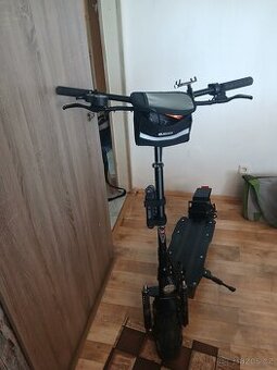 Prodám elektrickou koloběžku