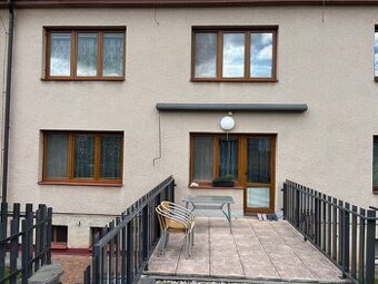 PRODÁM POUŽITÁ PLASTOVÁ OKNA + BALKONOVÉ DVEŘE