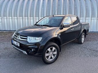 Mitsubishi L200 2.5 DI-D 131 kW 4X4  R.V. 2015
