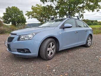 Prodám Chevrolet Cruze 1.6 i 16V,  r.v. 2010