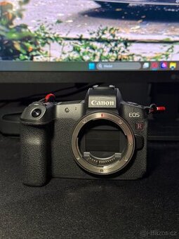 Canon EOS R