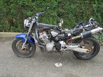 Honda CB 900 Hornet SC48