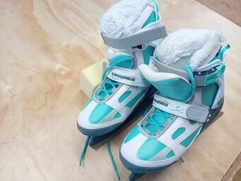 Prodám lední brusle CROWNED - 1