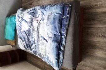 Válenda s úložným prostorem nevyužitá - velmi levně