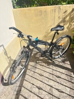 TREK 4300 horské kolo - rám XS, průměr kola 26”