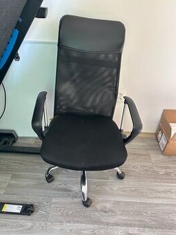 Kancelářská židle