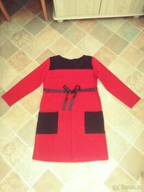 Těhotenské červené teplejší šaty vel. L