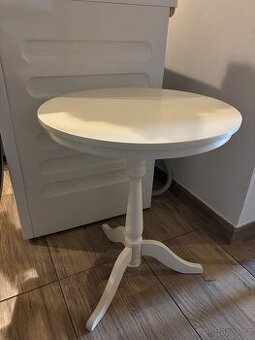 Bílý stolek Provence