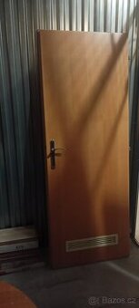 Dřevěné dveře SAPELI s kováním vč., Nymburk