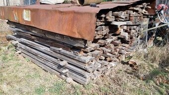 Dřevo na topení