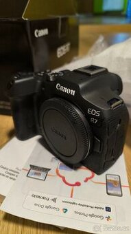 Canon EOS R7 nový