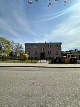 Zděný byt 2+1, 51m2 + garáž 17m2