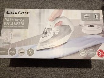 Napařovací žehlička v záruce žehlení prádla bez kabelu