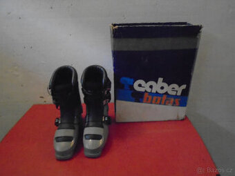 Prodám retro lyžařské boty,lyže