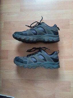 Trekové boty zn. Crossroad vel. 40