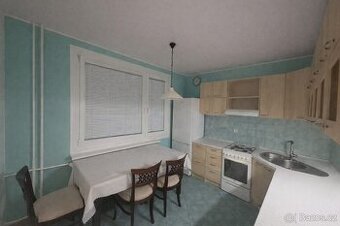 Prostorný rodinný byt 3+1 (86m2) s možností 4+1, lodžie (7m2