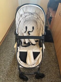 Prodám kočárek+vajicko