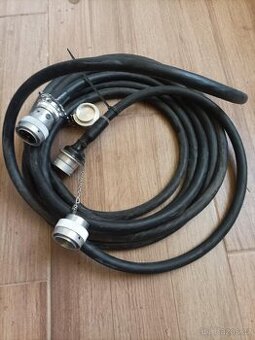 Isobus propojovací kabel