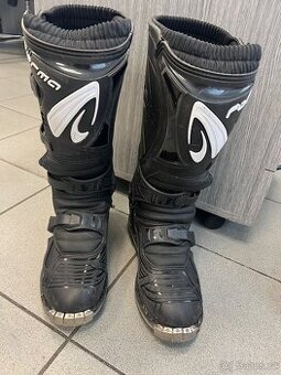 127. Moto boty FORMA TERRAIN EVOLUTION TX černé 42