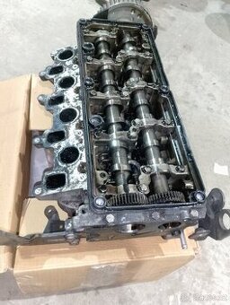 VW transportér T5 2,0 TDI caac hlava motoru