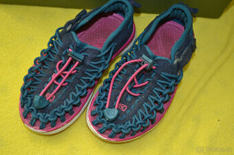 sandály Keen, vel,24