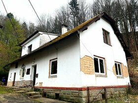 Prodáme dům s větší stodolou v obci Lanšperk