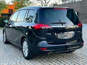 Opel Zafira Tourer 2.0CDTi 125kW 7 MÍST KAMERA VÝHŘEV TAŽNÉ